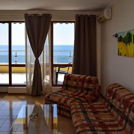 Black Sea Panorama Apartment เนเซบาร์ ภายนอก รูปภาพ