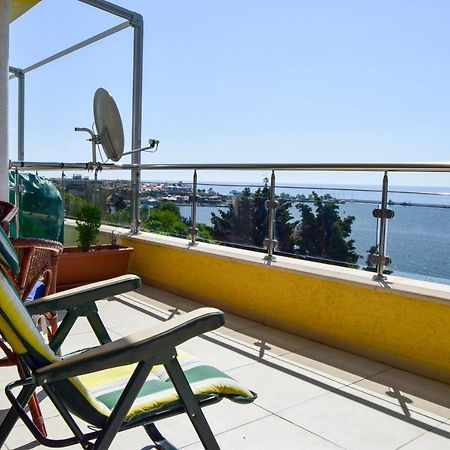 Black Sea Panorama Apartment เนเซบาร์ ภายนอก รูปภาพ
