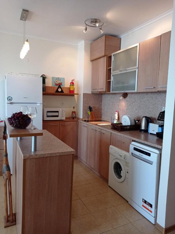 Black Sea Panorama Apartment เนเซบาร์ ภายนอก รูปภาพ